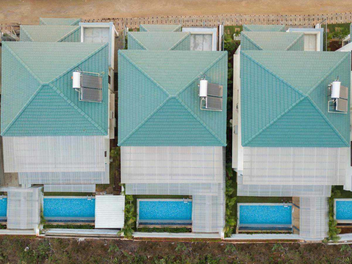 Ayan Villas With Private Pool Siolim Exterior photo