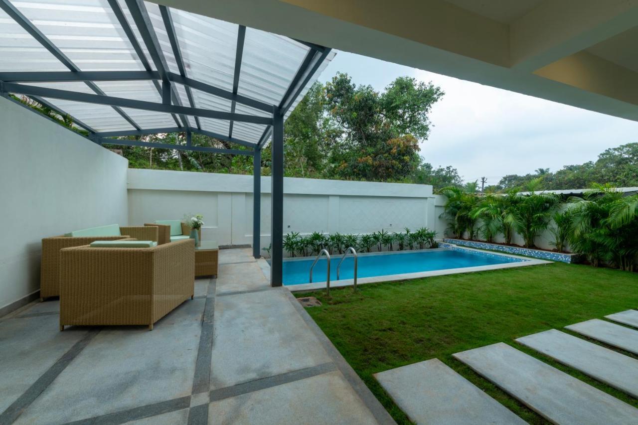 Ayan Villas With Private Pool Siolim Exterior photo