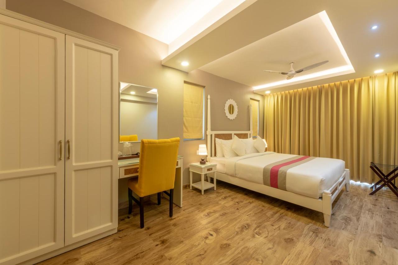 Ayan Villas With Private Pool Siolim Exterior photo