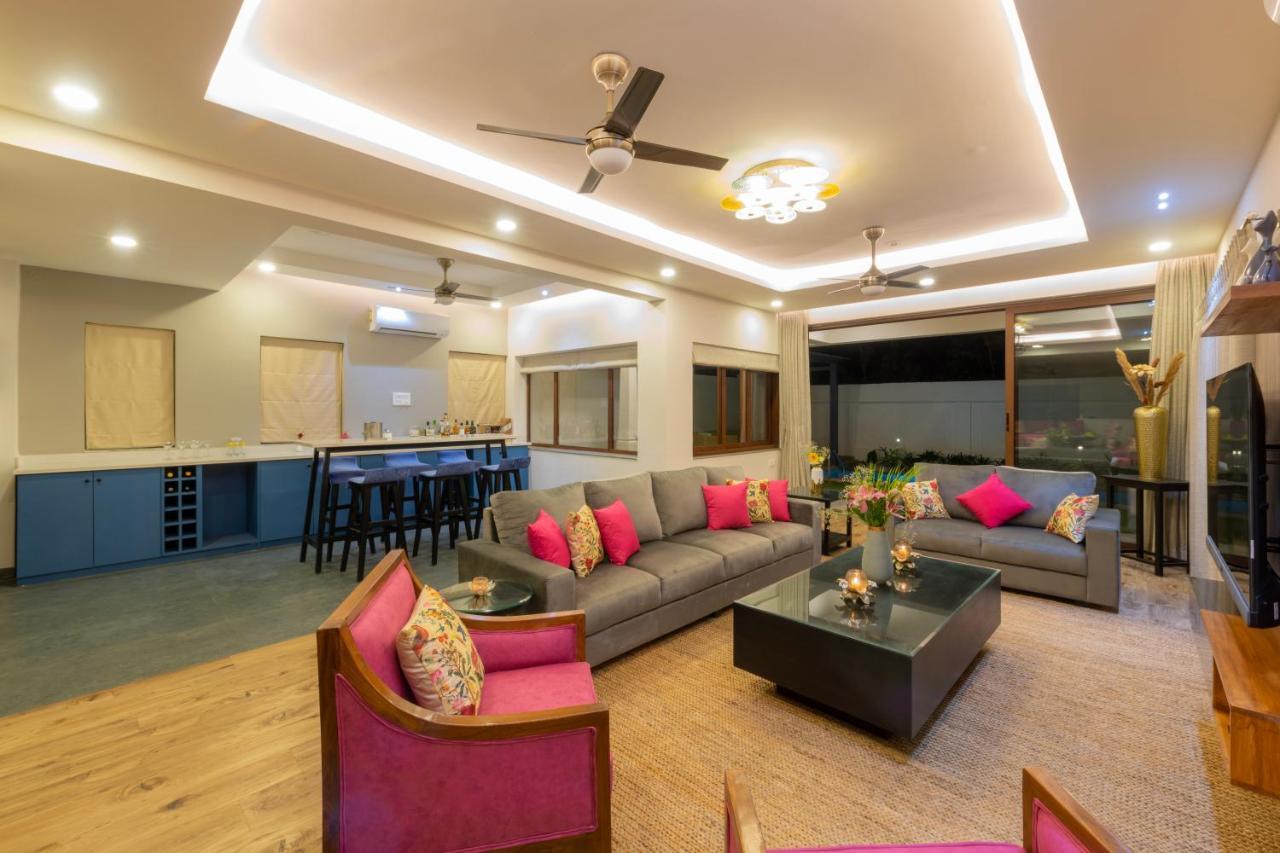 Ayan Villas With Private Pool Siolim Exterior photo