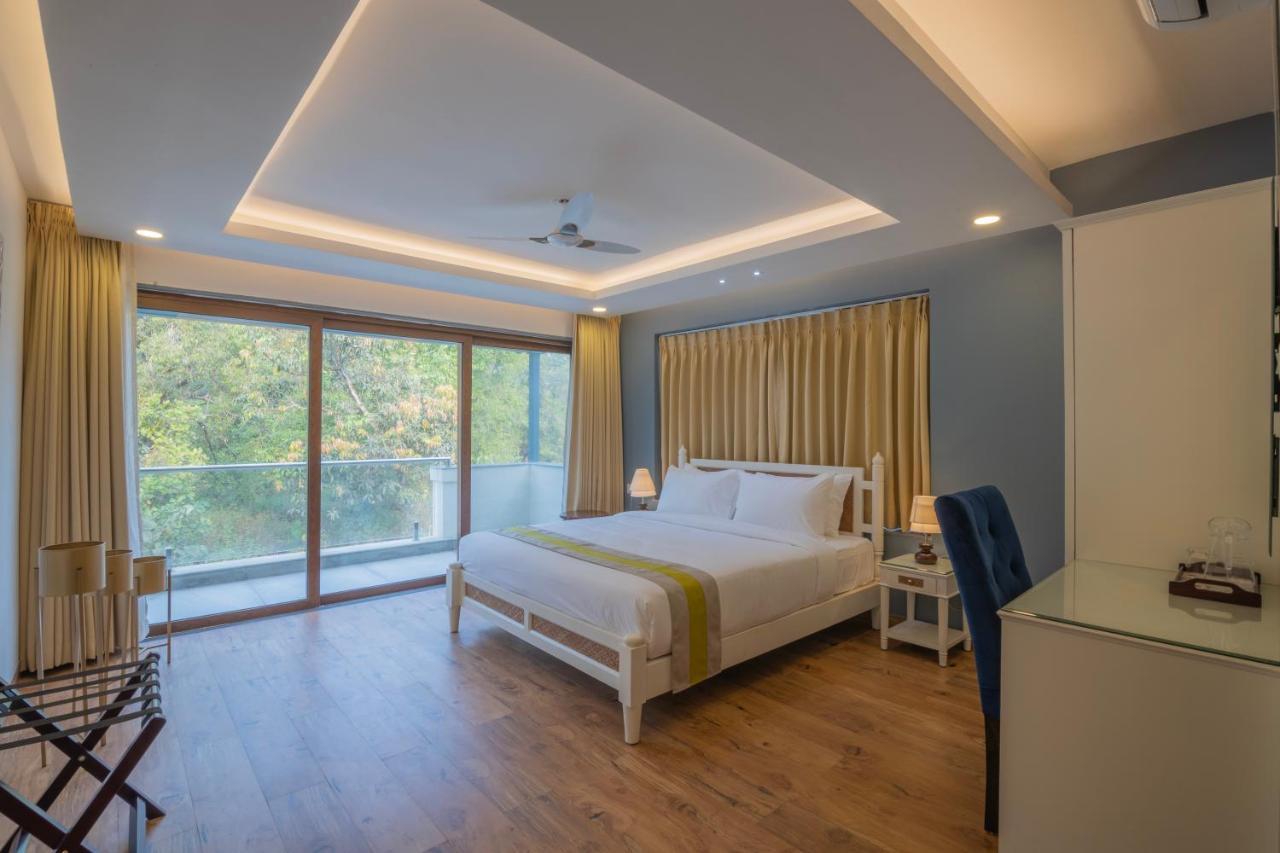 Ayan Villas With Private Pool Siolim Exterior photo