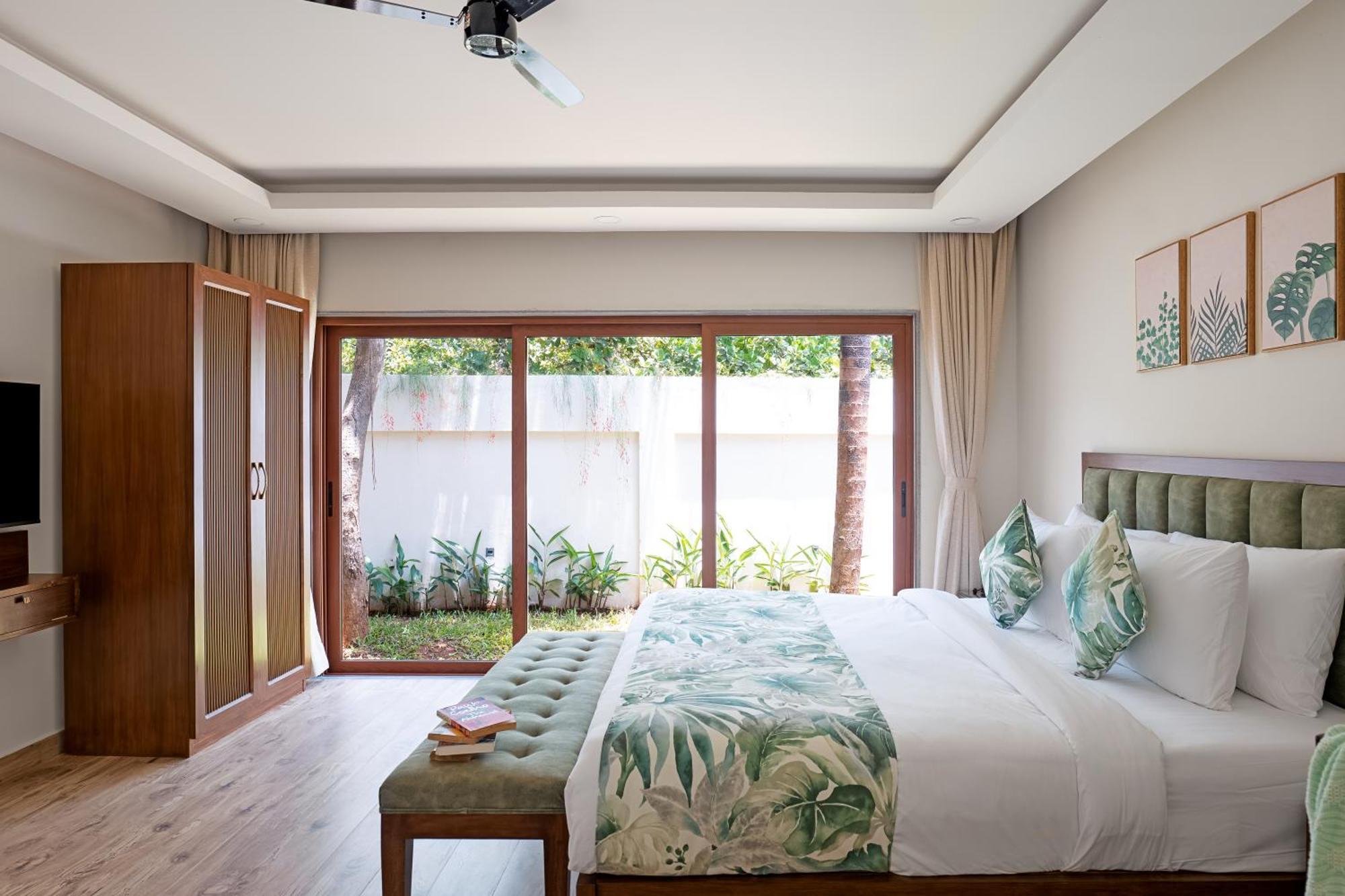 Ayan Villas With Private Pool Siolim Exterior photo